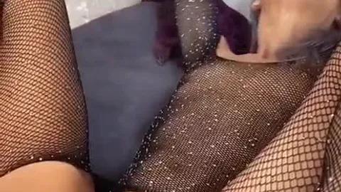 Tombul karısını komşusuna veren adam